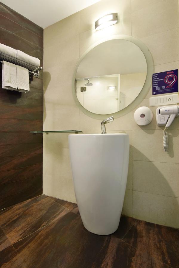Five Elements Hotels Delhi- North Avenue New Delhi Eksteriør billede